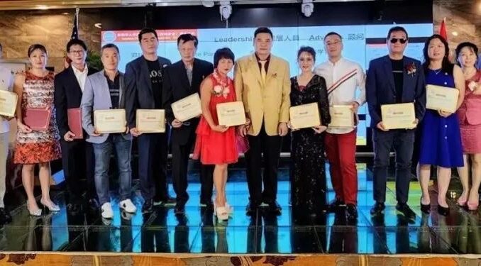 美国华人华侨联合总会(佛州分会)成立庆典隆重举行